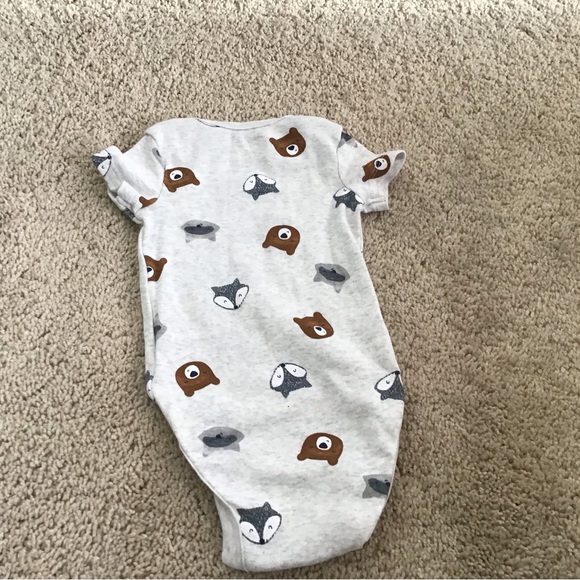 Carter’s two piece suit and one piece, Size 6M, excellent condition. - Picture 6 of 9